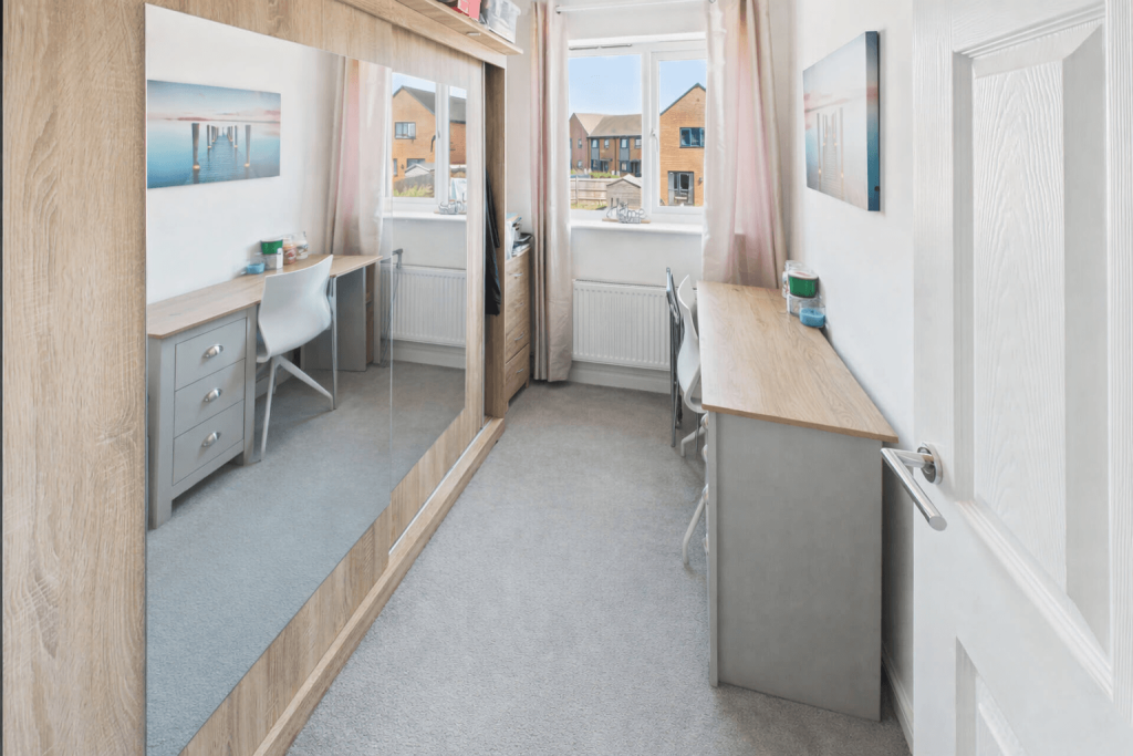 House in Whiteley - More