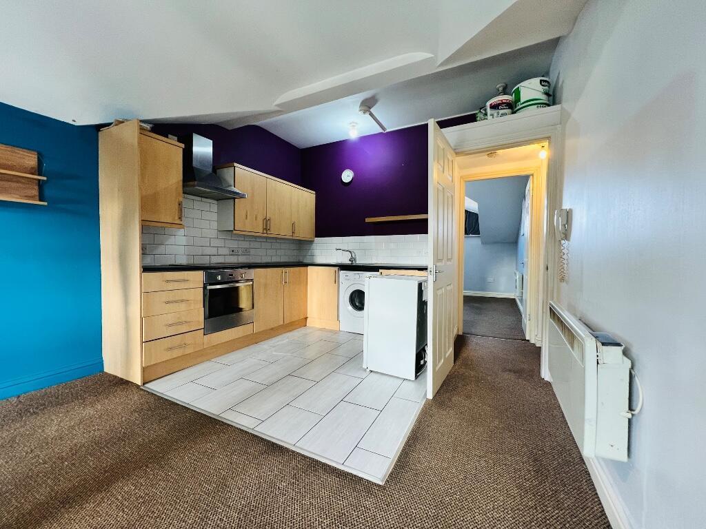 Main image of property: Ashleigh Apartments, London Road, Stockport, SK7