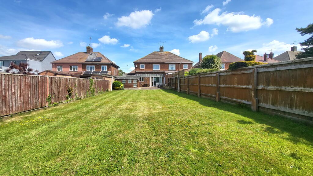 Newark Avenue, Dogsthorpe, Peterborough, PE1 - View 2