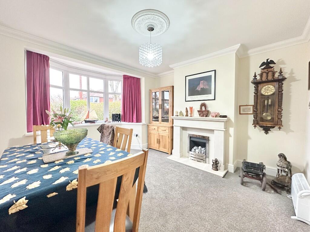 Homelands Road, Sale, Greater Manchester, M33 photo 3