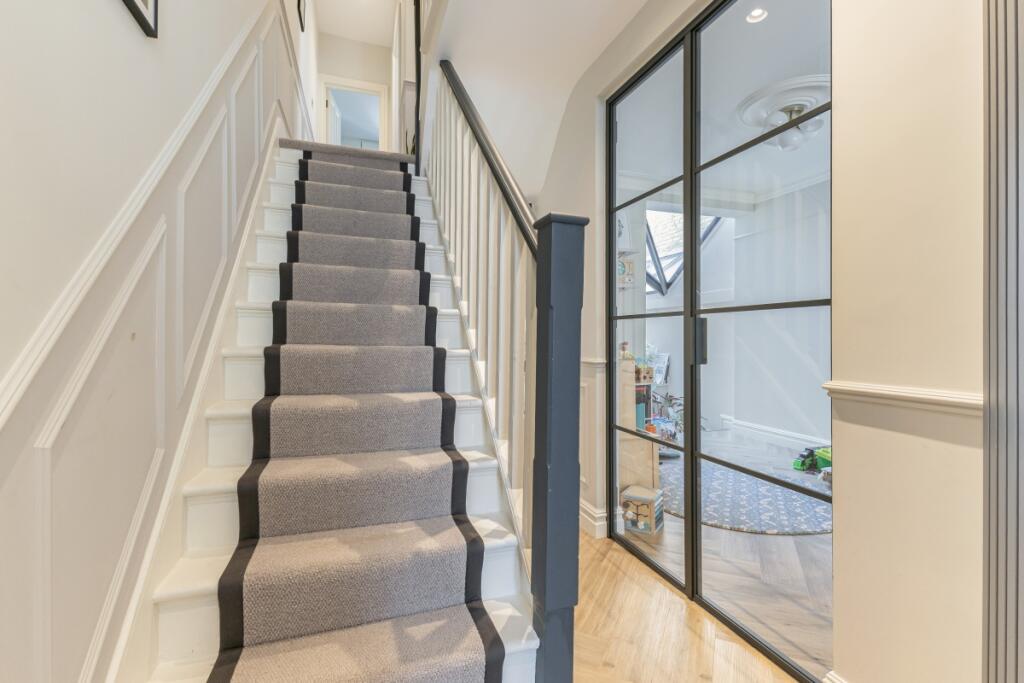 House in London - More