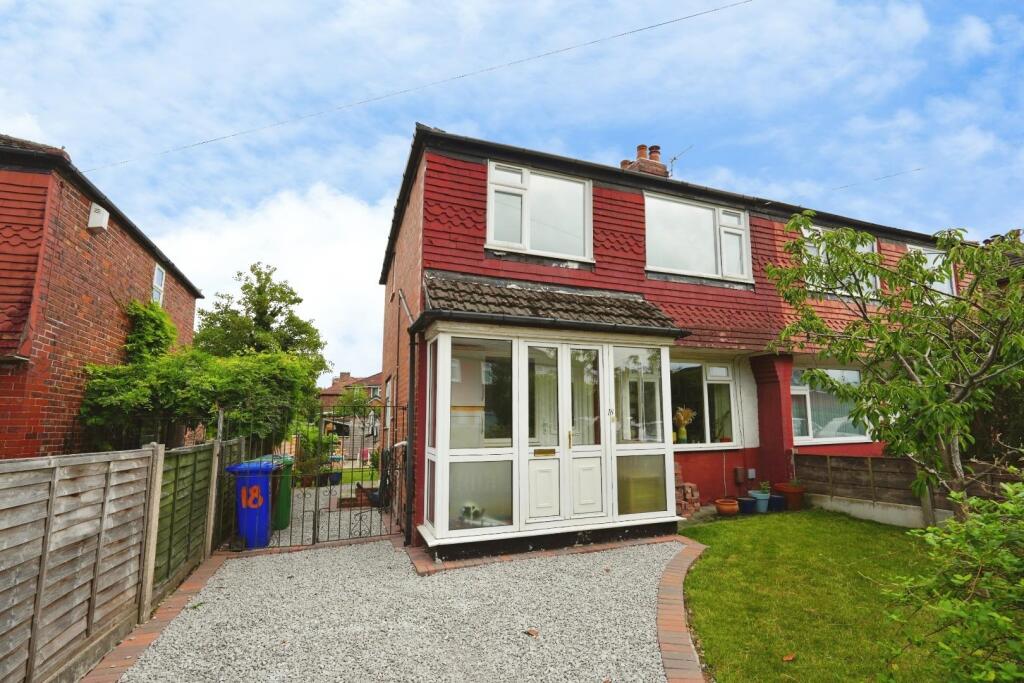 Main image of property: Hollyway, Manchester