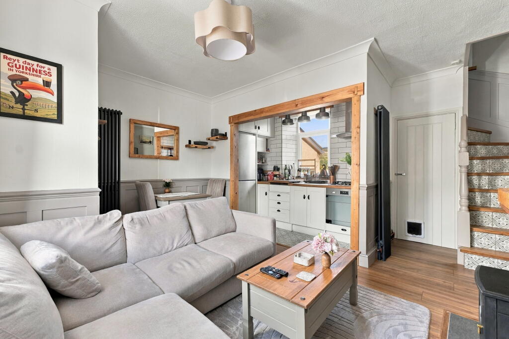 House in Sheffield, Stocksbridge - View 2