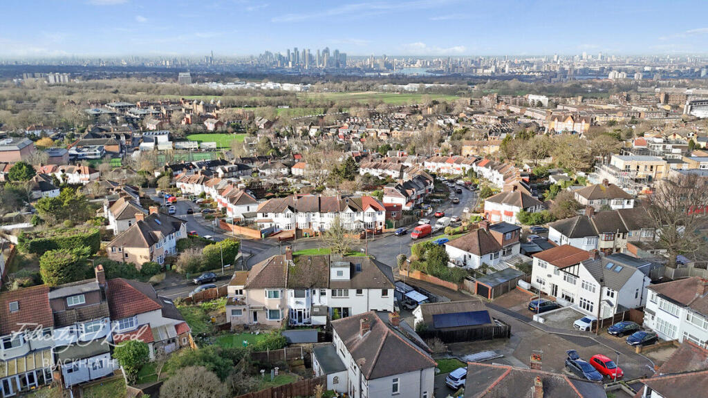 Downend, Shooters Hill photo 4