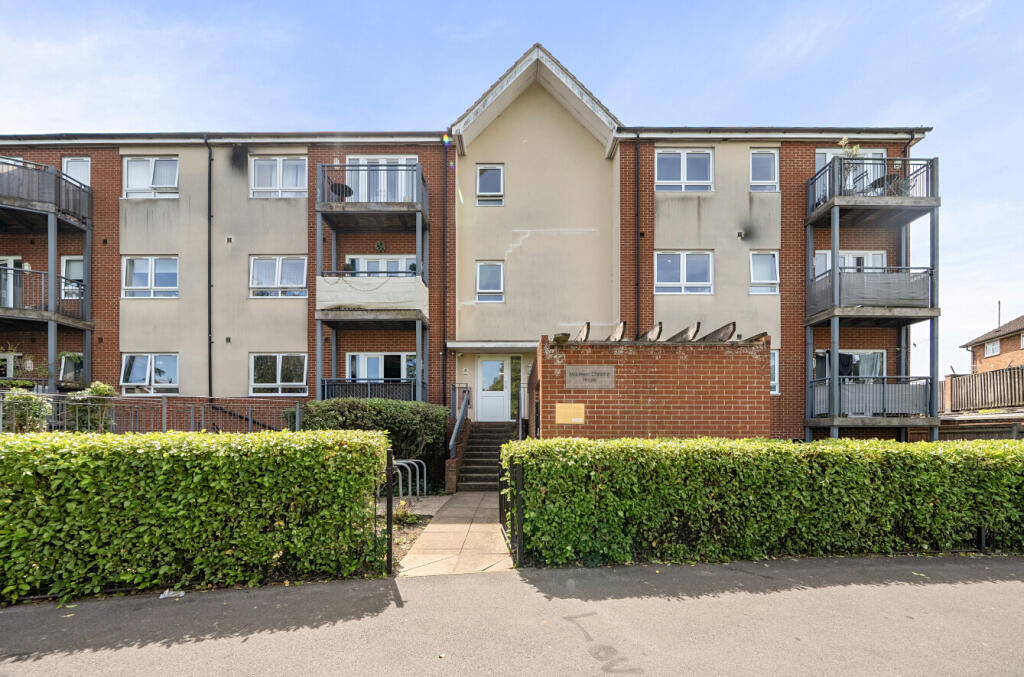 Main image of property: Desborough Crescent, Oxford, Oxfordshire