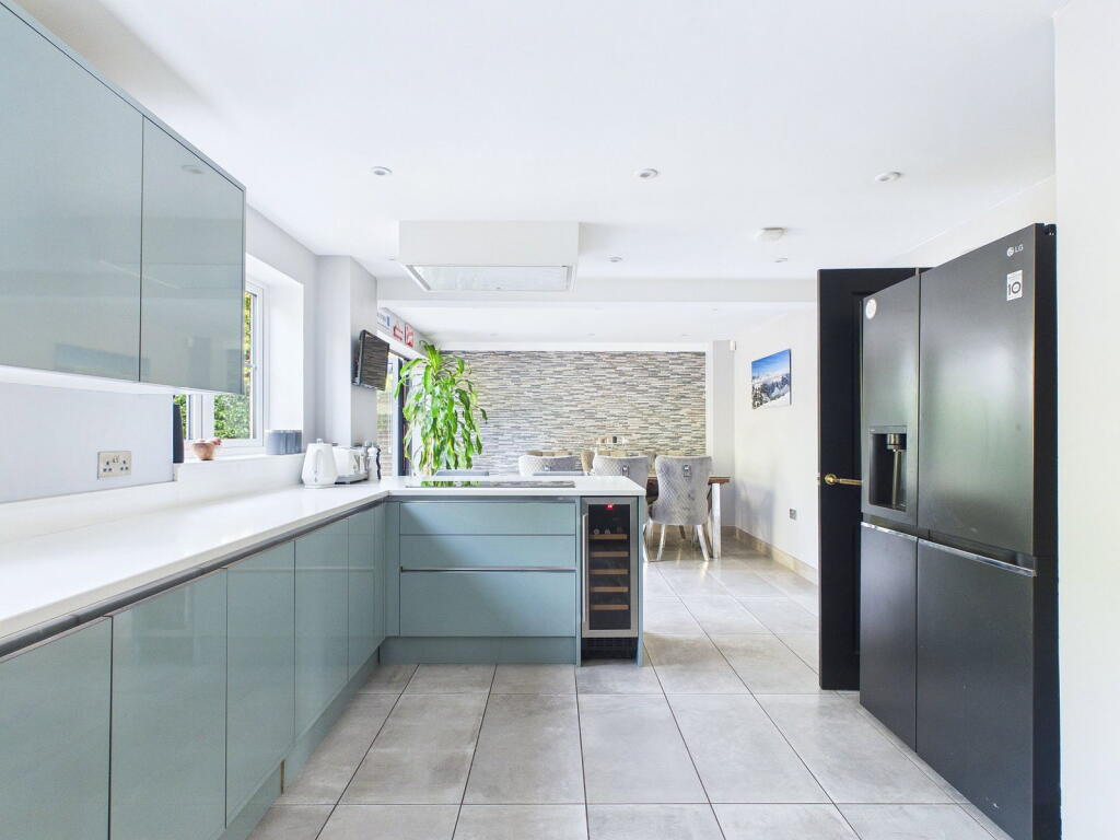 House in Watford - View 5
