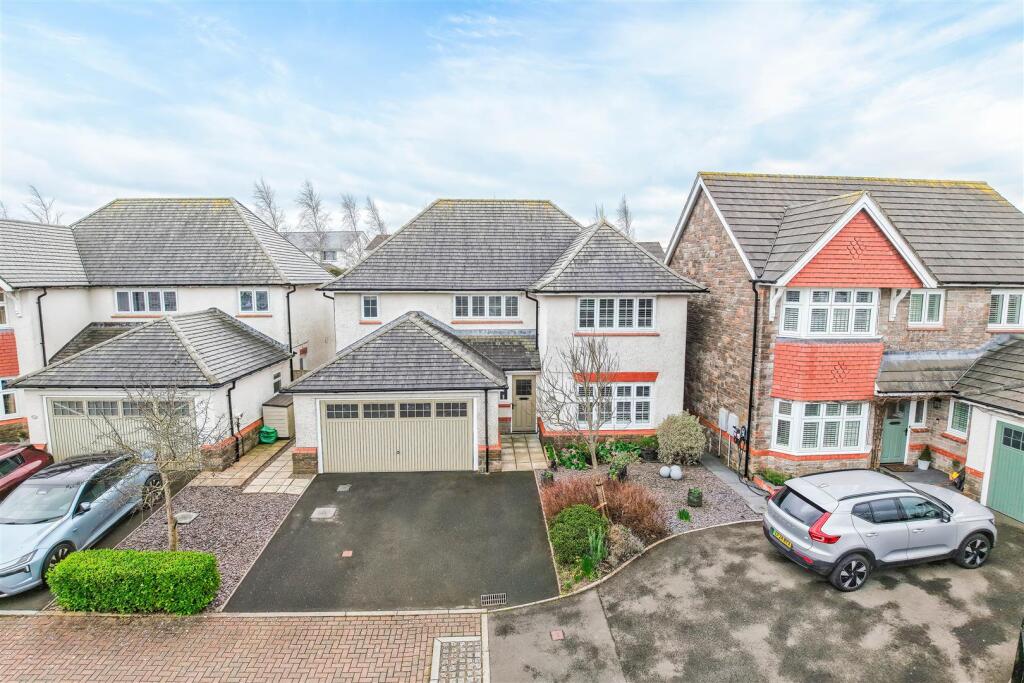Main image of property: Heol Cae Pwll, Colwinston, Nr Cowbridge, Vale Of Glamorgan, CF71 7PL