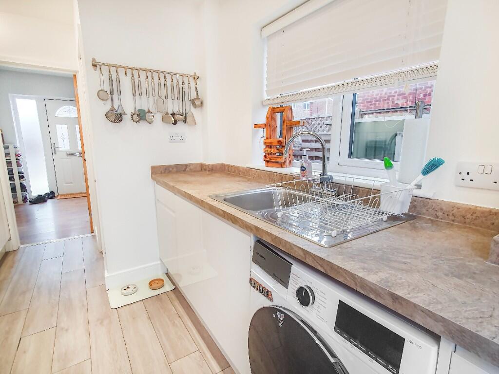 Birkdale Rise, Rotherham, South Yorkshire, S64 photo 4