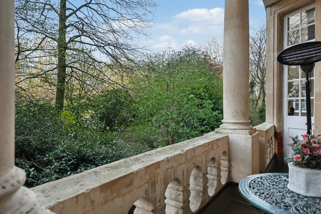 4 bedroom apartment for rent