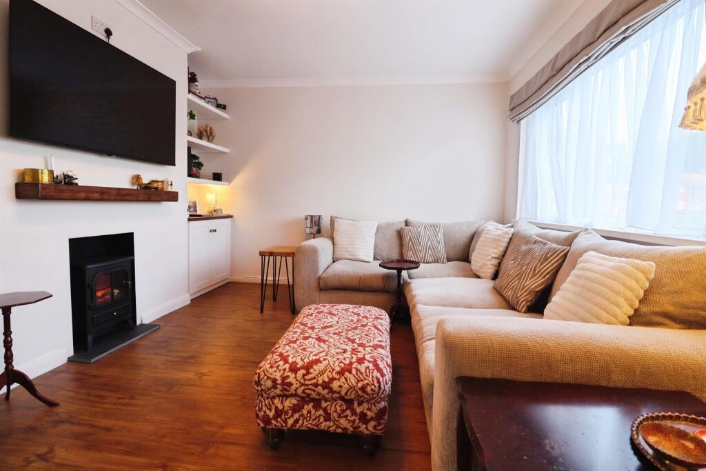 House in Cardiff, Llanrumney - View 3