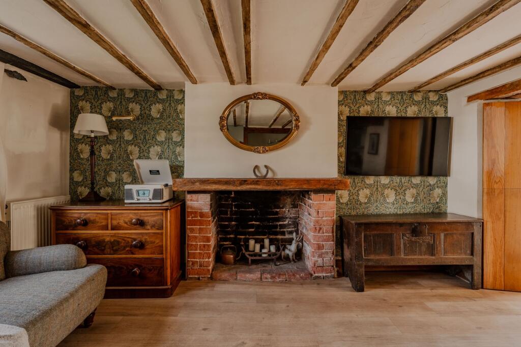 House in East Devon, Woodbury - View 2