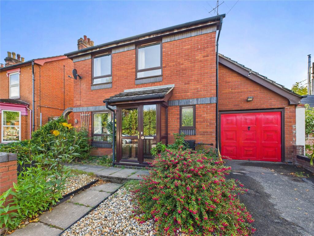 4-bed detached on Murray Road, Ipswich, Suffolk, IP3, £320,000