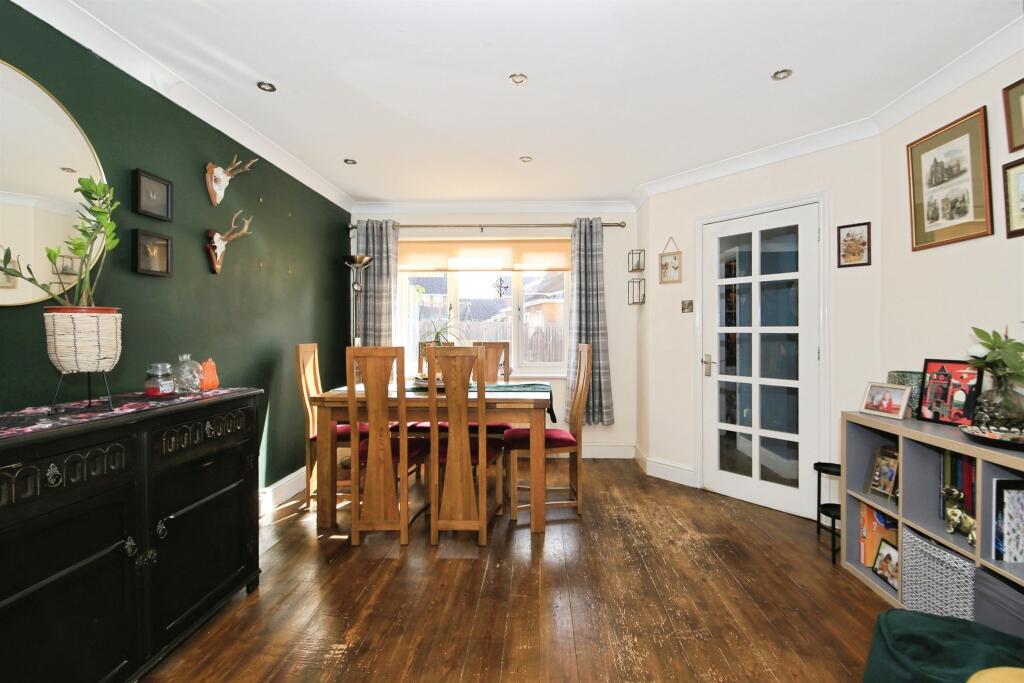 House in South Holland, Crowland - View 4
