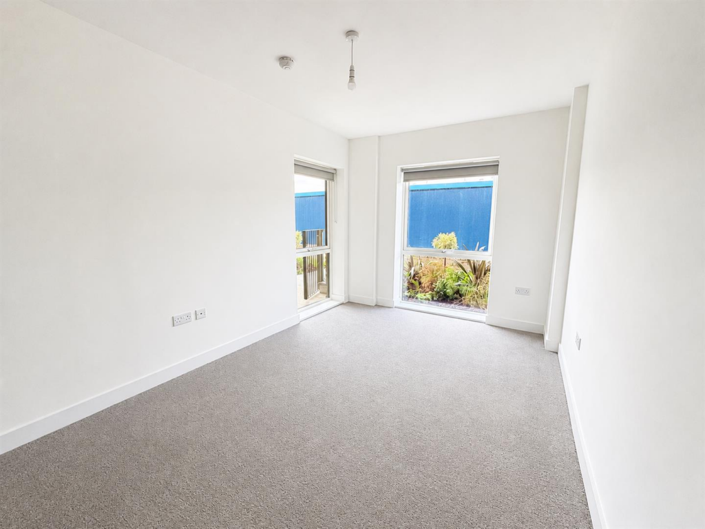 Apartment in Cambridge - View 4