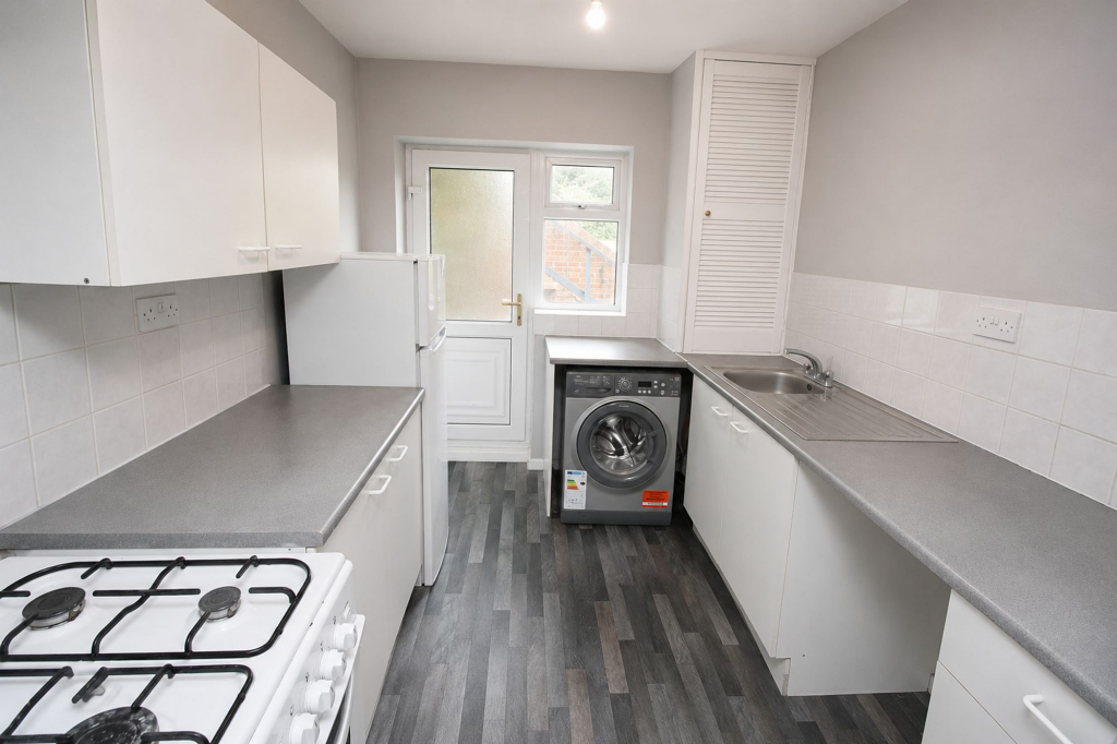 Apartment in Newcastle upon Tyne, Tyne and Wear - View 2