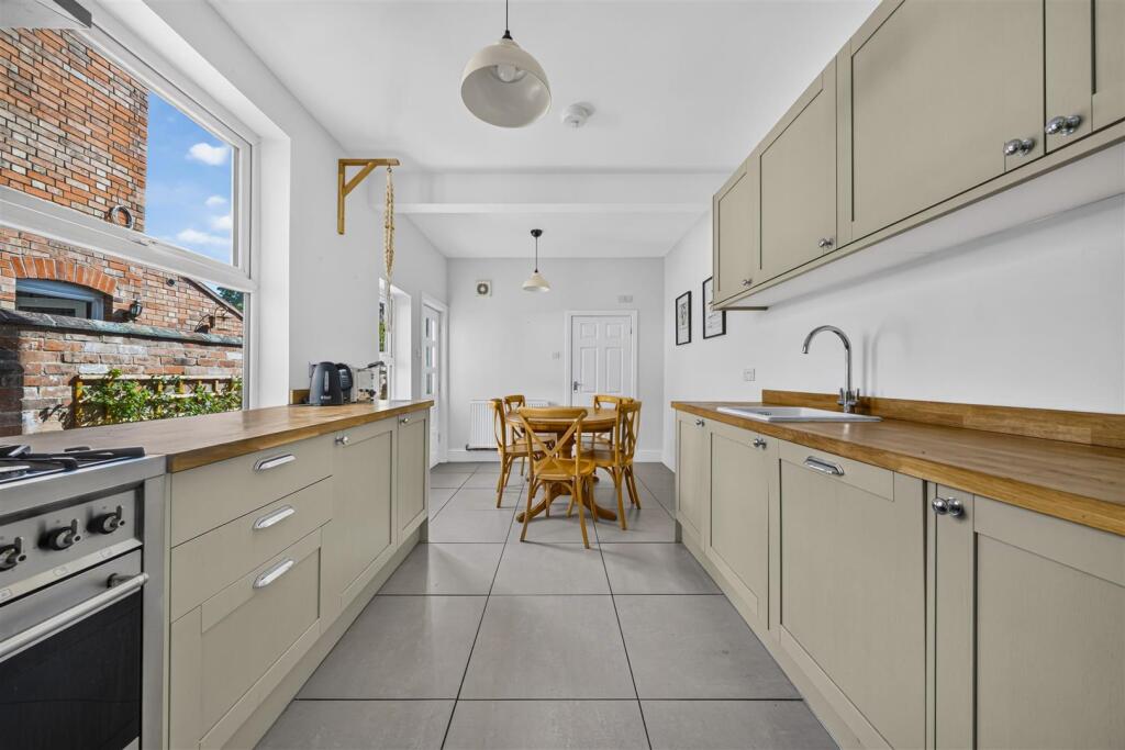 House in Leicester - More