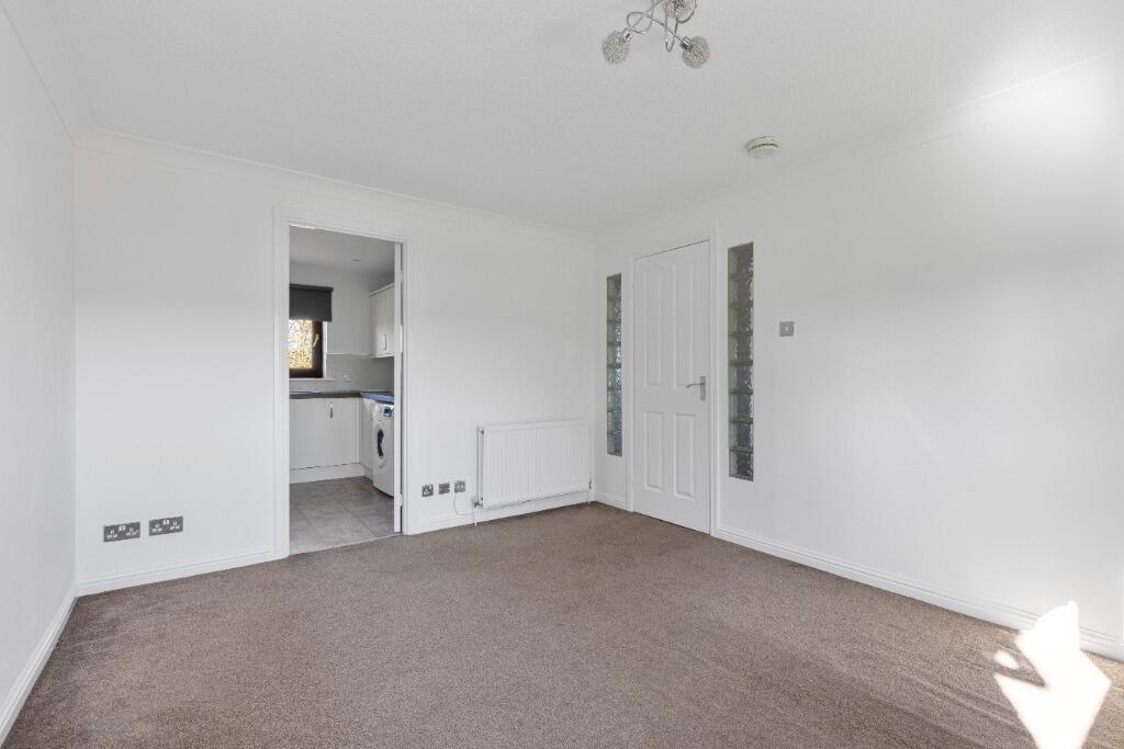 Apartment in Falkirk, Stirling - View 5