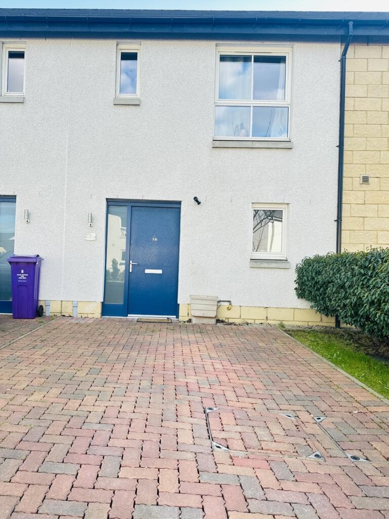 Main image of property: 16, Hunterscraig Drive, Glasgow, G5 0AP