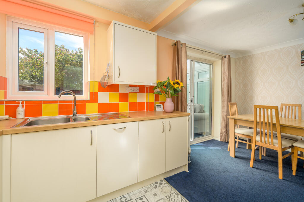 House in Amble - More