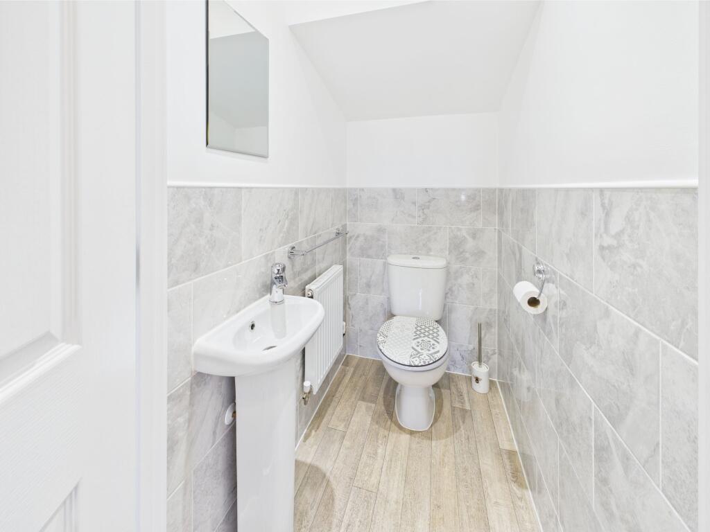 House in Sheffield - View 3
