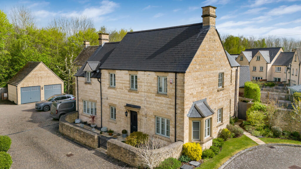 Main image of property: Beecham Close, Cirencester, Gloucestershire, GL7