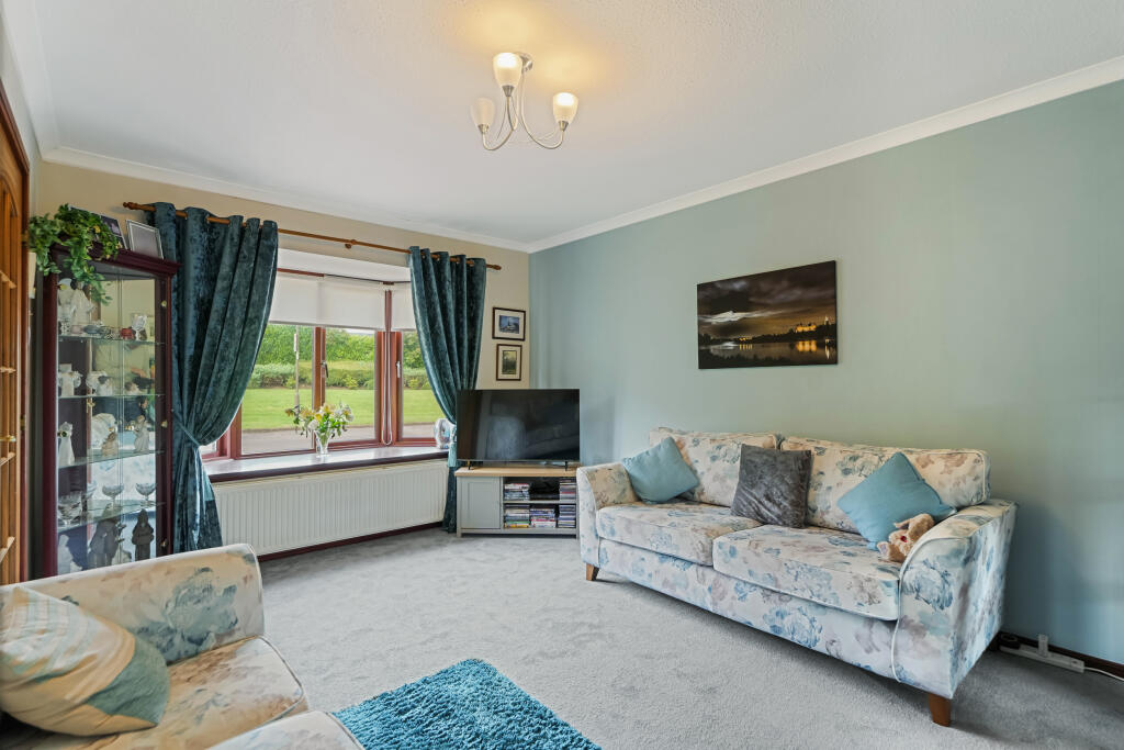 House in Polmont, Falkirk - View 2
