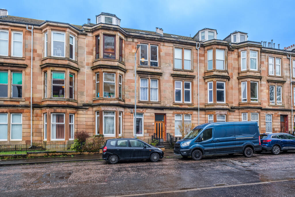 Main image of property: Flat 2/2, 6 Whitefield Road, Glasgow, G51