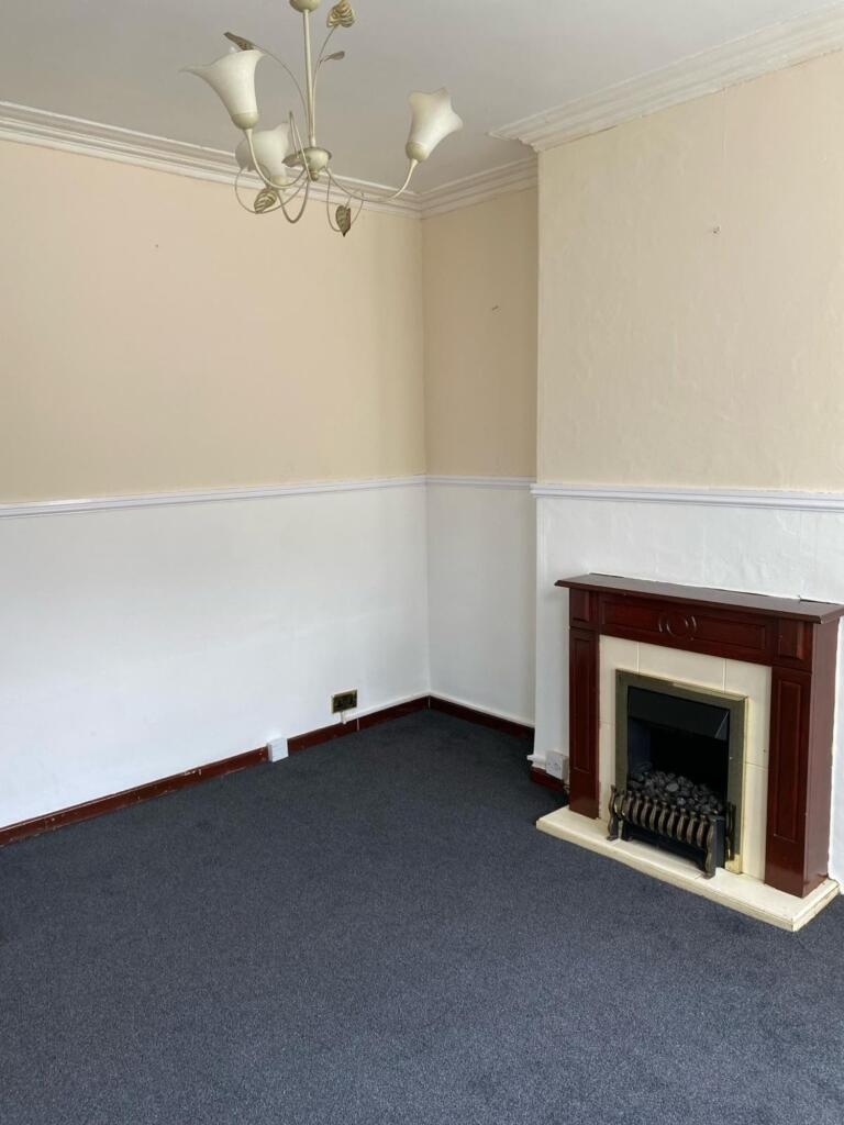 Main image of property: 278 Cross Road, Foleshill, Coventry