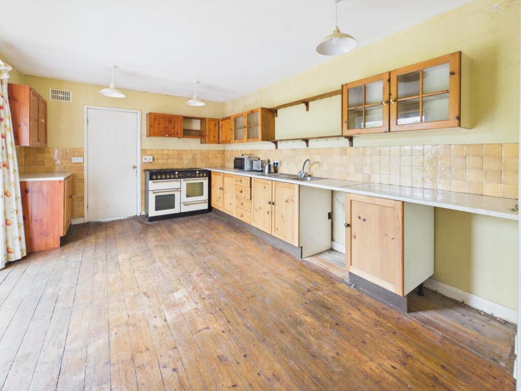 House in East Lindsey, Stickford - View 5