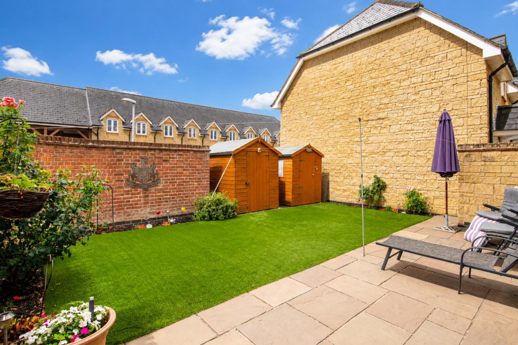 House in Weldon, North Northamptonshire - View 2
