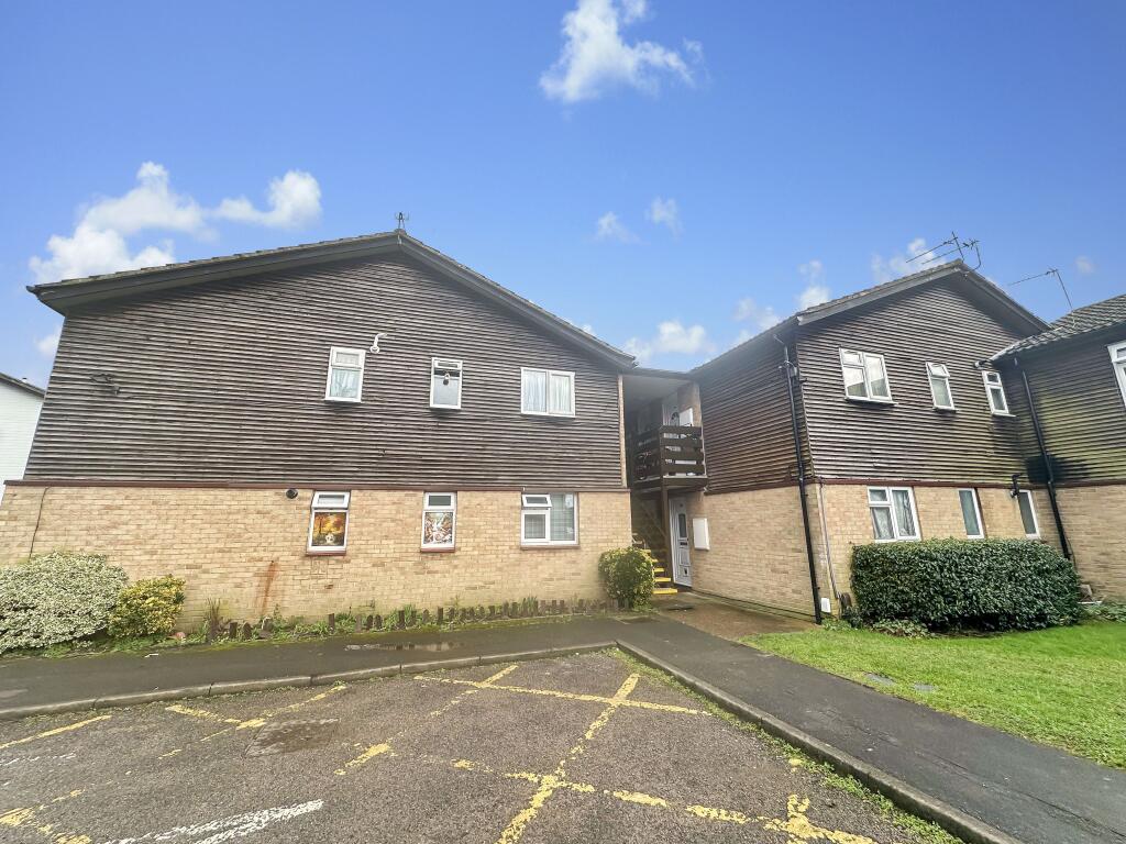 Main image of property: Holmedale, Slough, Berkshire, SL2