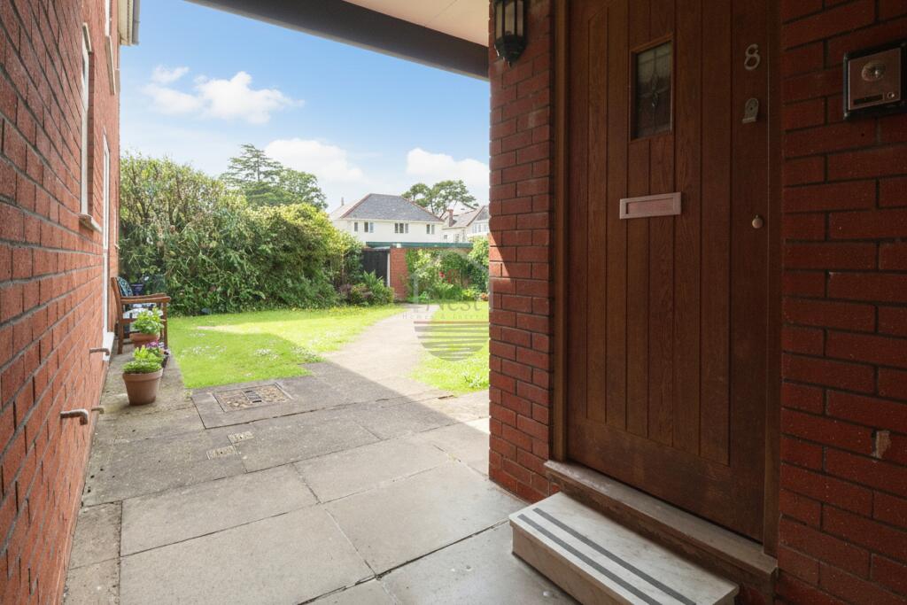 Apartment in Cardiff - View 4