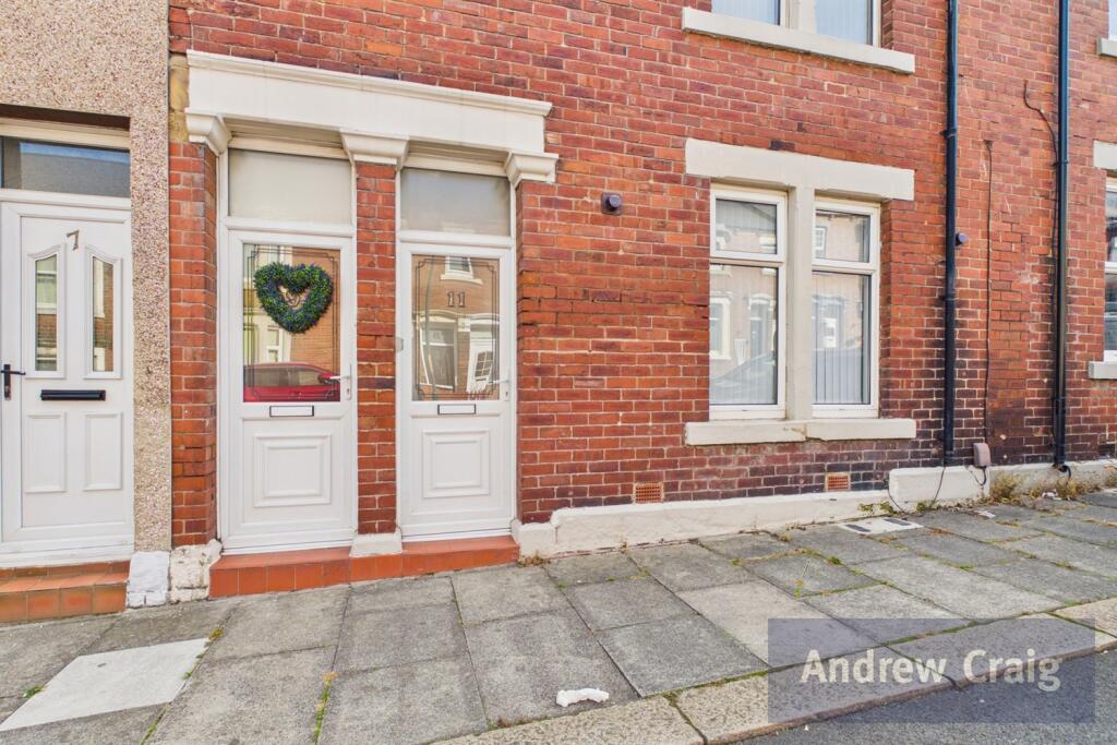 Apartment in South Tyneside, North East - View 4