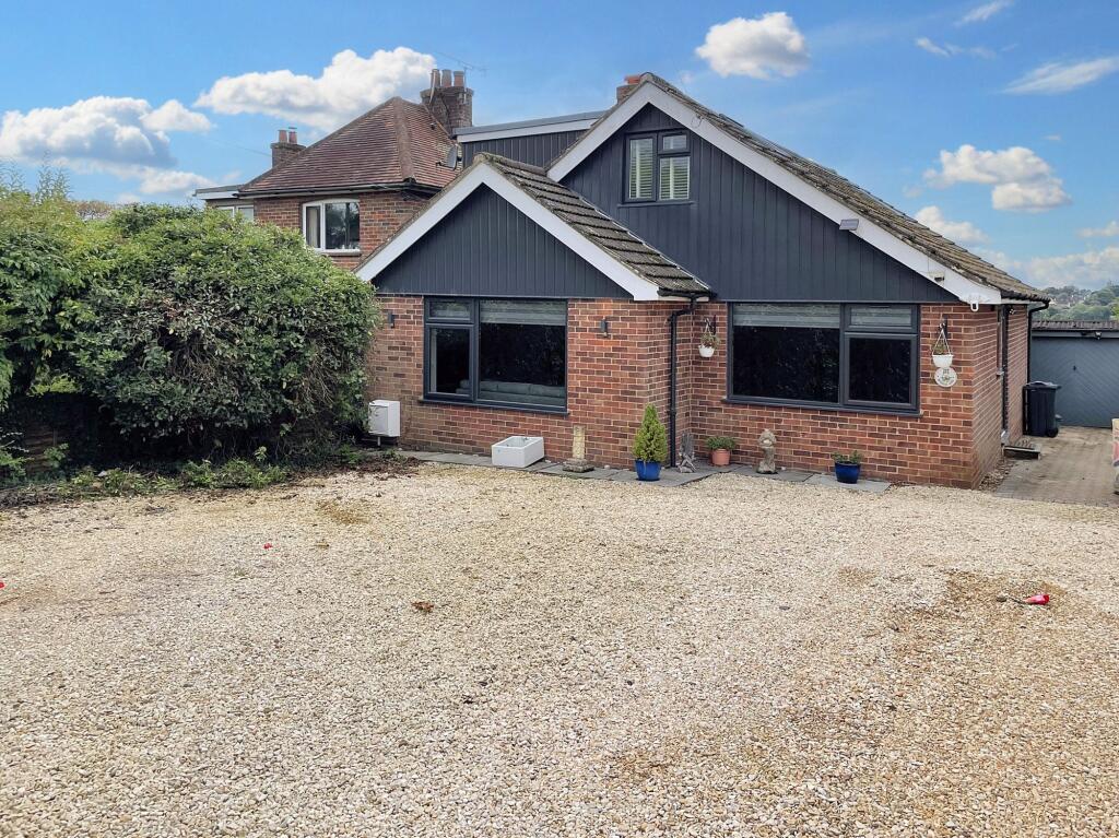 4-bed bungalow on Totteridge Road, High Wycombe, HP13, £550,000