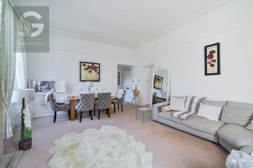 Apartment in Kingston upon Thames - View 4