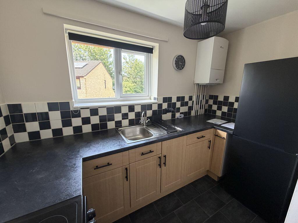 Apartment in Midsomer Norton, Bath and North East Somerset - View 4