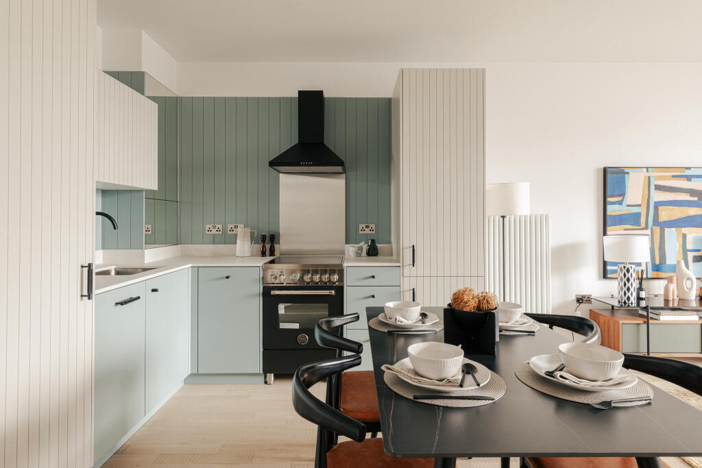 Main image of property: The Brentford Project
116 High Street
Brentford 
TW8 8EW
