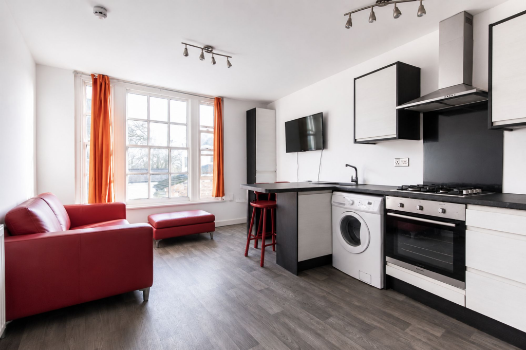 Main image of property: Villa Road, Nottingham, NG3