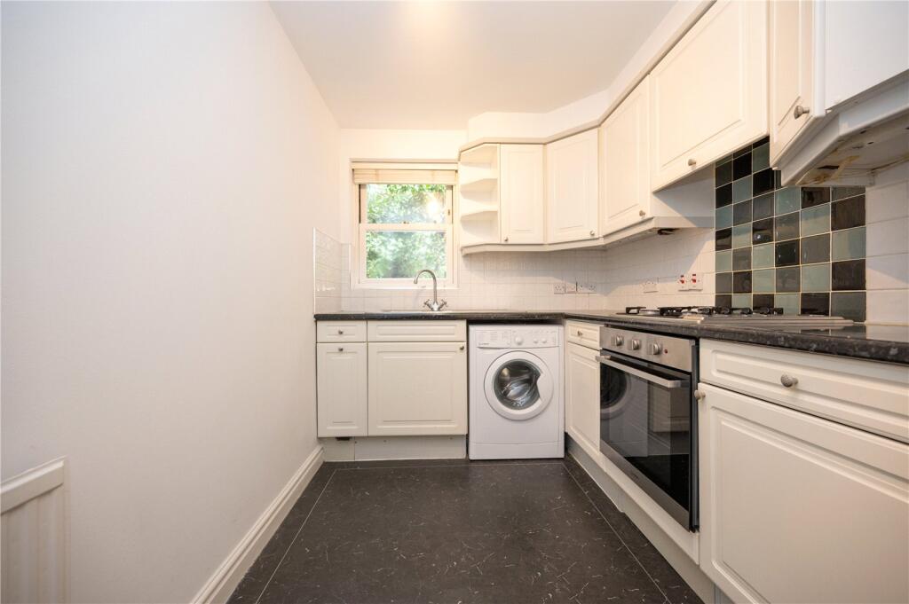 Apartment in St Albans, Bernards Heath - More