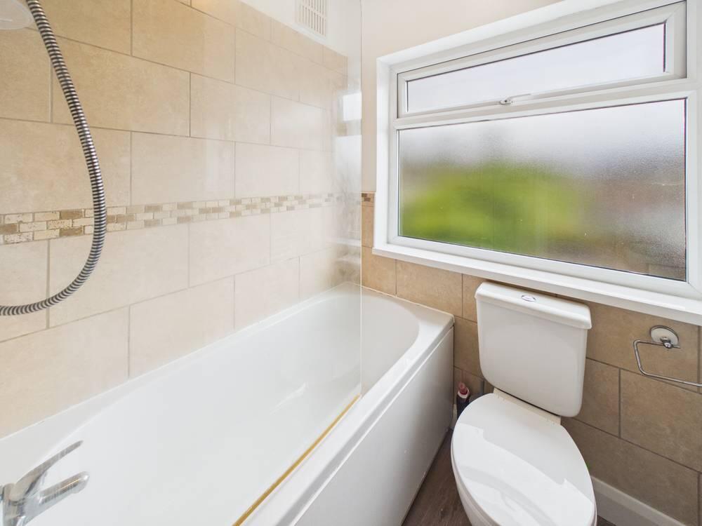 House in Hull, Garden Village - View 5