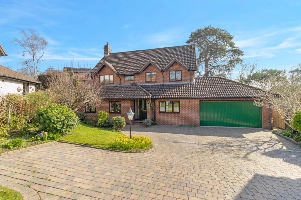 Main image of property: Greenfield Drive, Ridgewood, Uckfield, East Sussex, TN22