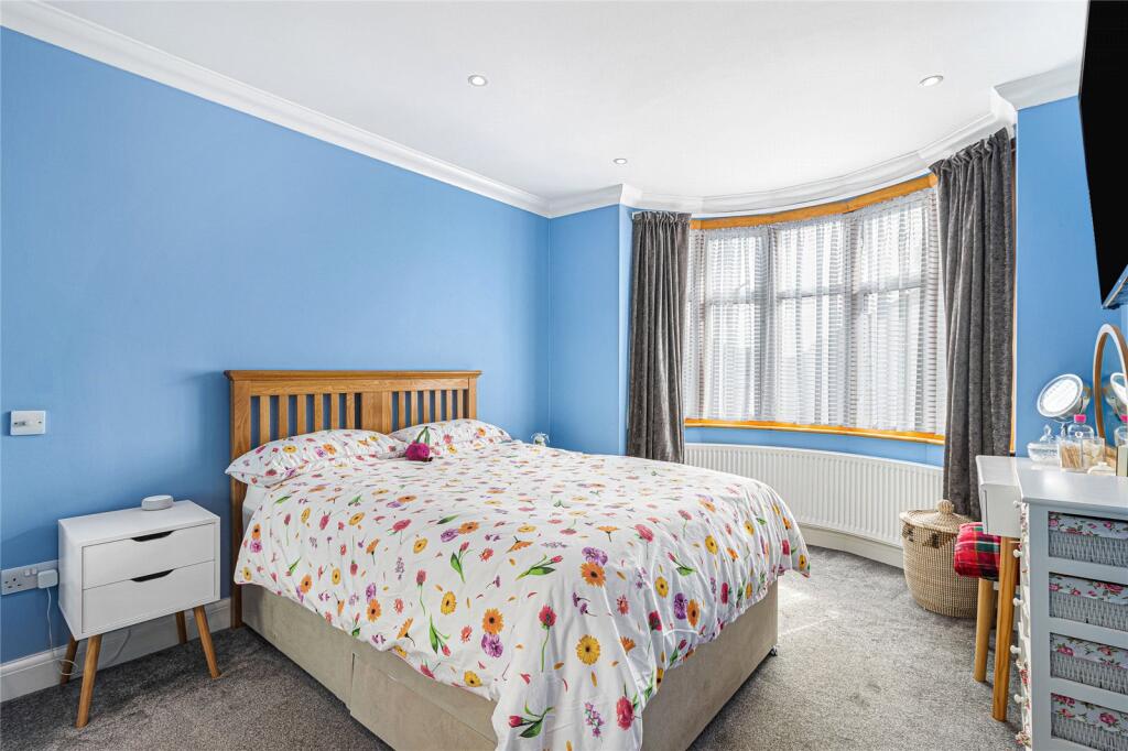 Clifton Road, Welling, DA16 photo 4