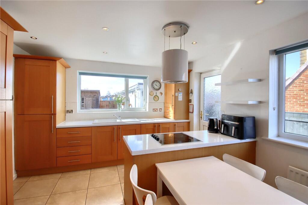 House in Stockton-on-Tees - More