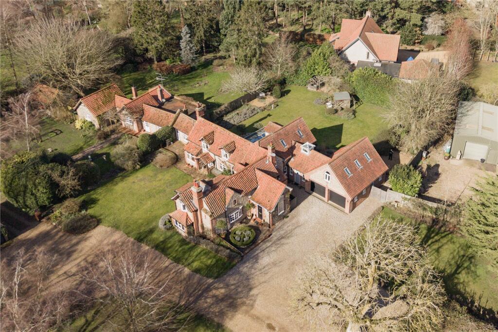 The Butts, Saxlingham Road, Blakeney, Holt Norfolk, NR25 photo 2