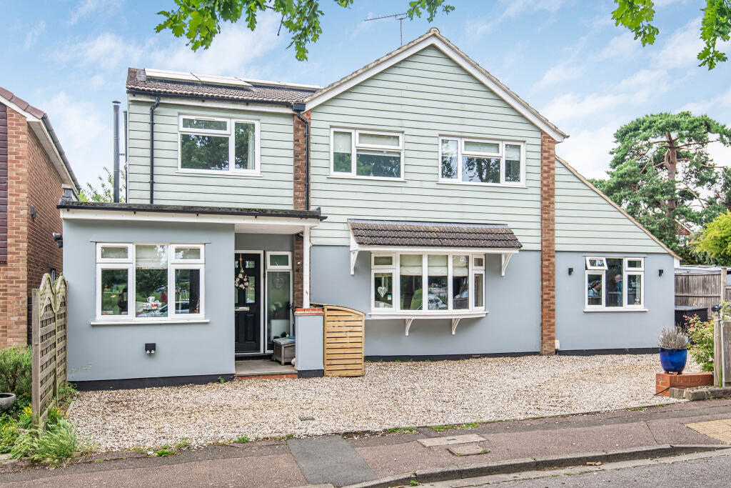 Main image of property: Tippendell Lane, Chiswell Green, St Albans, AL2