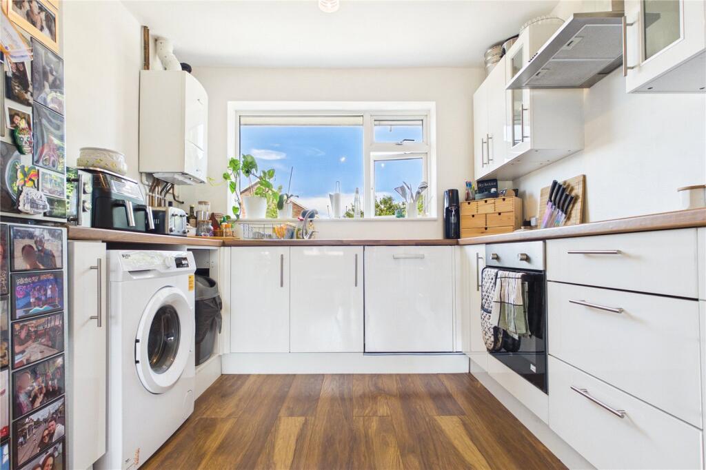 Apartment in Basingstoke and Deane, Cranbourne, Viables - More
