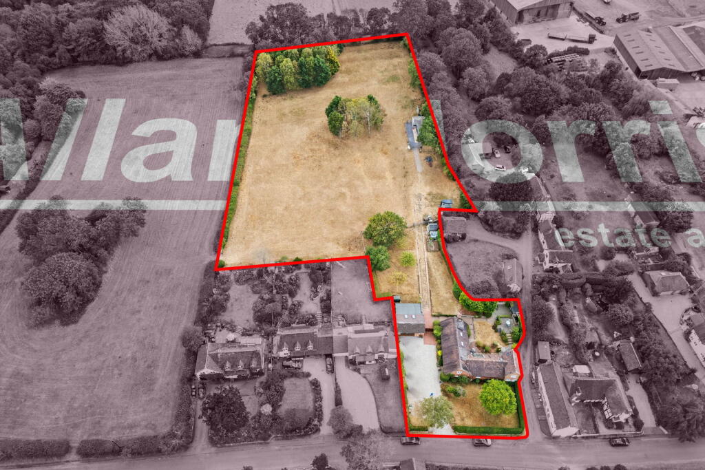 House in Worcester - View 4