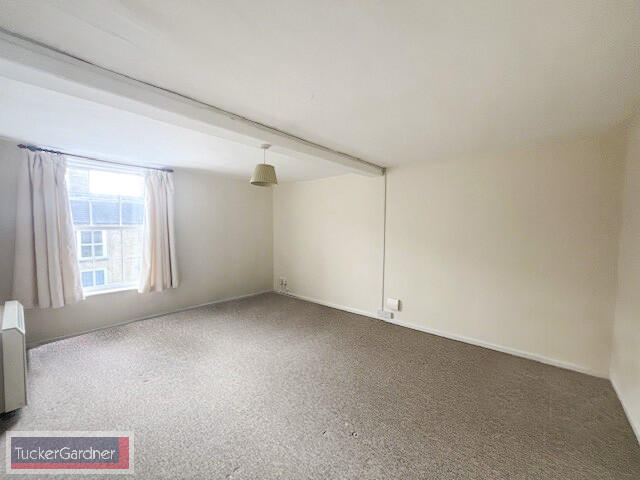 Main image of property: High Street, Haddenham, CB6 3XA