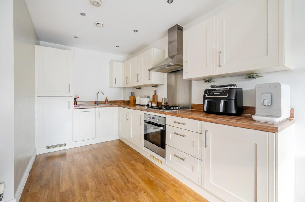Apartment in London, Chatterton Village, Bromley Common - View 3