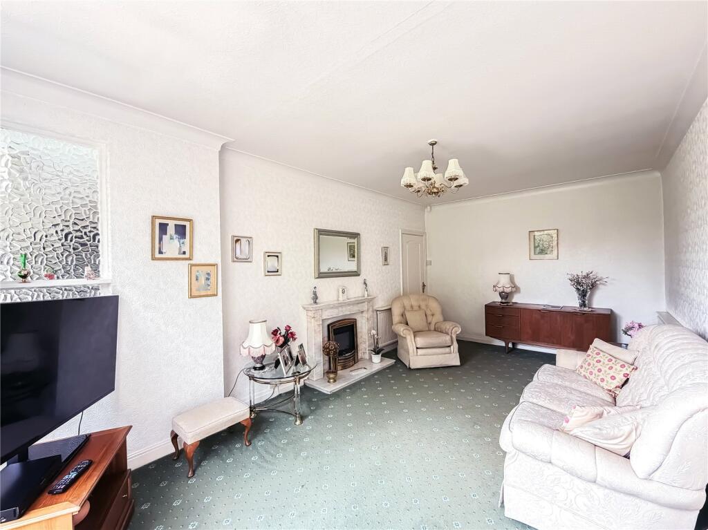 House in Manchester, Greater Manchester - More